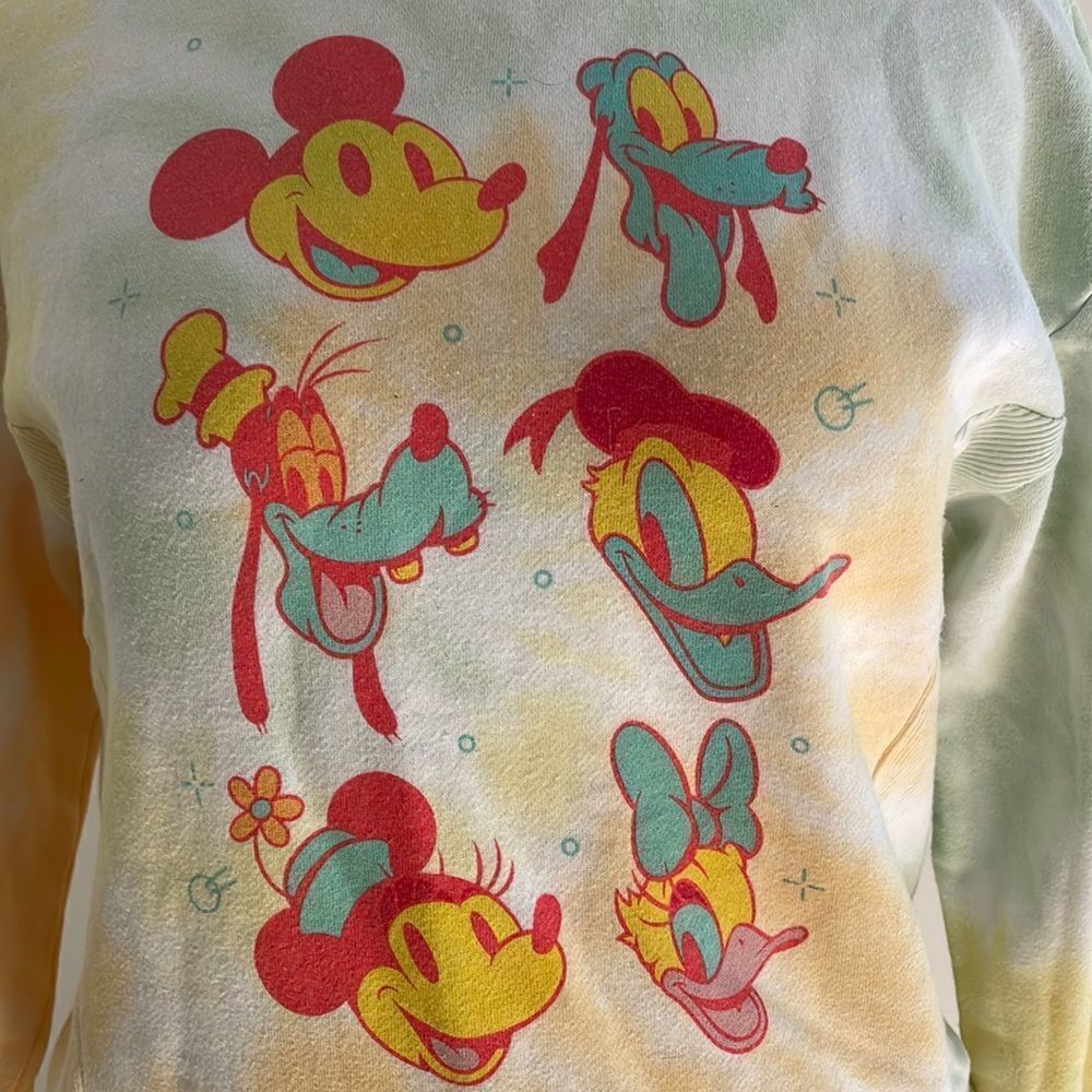 Disney’s sweatshirt tie-dye orange with six Disney characters size junior S 3–5